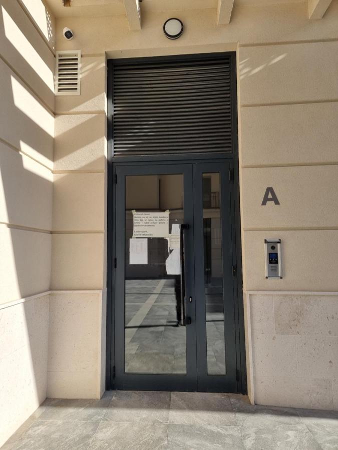 Fantastic New Centre Apartment Подгориця Екстер'єр фото